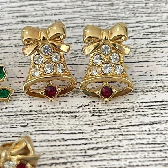 VTG Season’s Greetings 3 Gold Tone Enamel Pierced Earrings-Candle-Wreath-Bells - Picture 3 of 7
